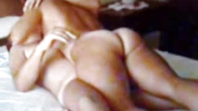 Kvaliteetsed filmid :  Kaks kiimas litsi saavad vannitoas anaalselt hävitatud Täiskasvanud video 